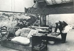 Клод Моне в студии 1920г